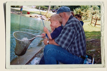Kyle-&-Pap-fishing-7-30-2005-Aunt-Heather-Piper