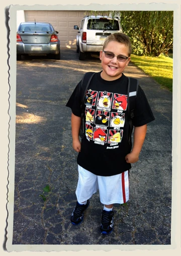 Kyle-first-day-of-6th-grade-Aunt-Heather-Piper