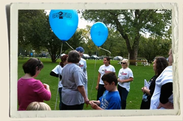 Thrill-of-the-Hunt-crowd-9-22-12-Aunt-Heather-Piper