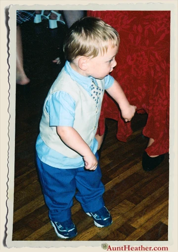 Kyle-dancing-Aunt-Heather-Piper-2003