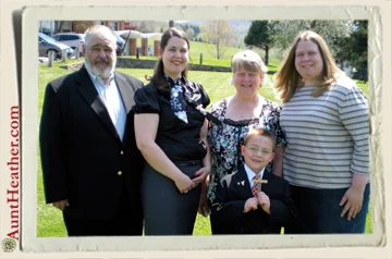Piper-Family-at-Kyles-1st-Holy-Communion-Aunt-Heather-Piper