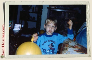Ryan-in-pj's-1981-Aunt-Heather-Piper