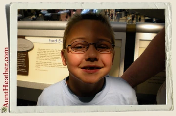 Kyle-at-Air-&-Space-Museum-Aunt-Heather-Piper-6-27-09