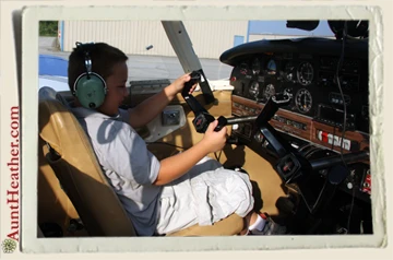 Kyle-flys-a-plane-for-9th-Birthday-2010-Aunt-Heather-Piper-