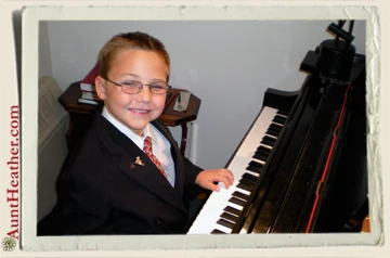 Kyles-Piano-Recital-5-17-09-Aunt-Heather-Piper