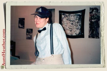 Aunt-Heather-Piper-as-a-geek-for-Halloween-c1996