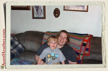 Nicole-&-Kyle-hanging-out-at-Christmas12-2003-Aunt-Heather-Piper