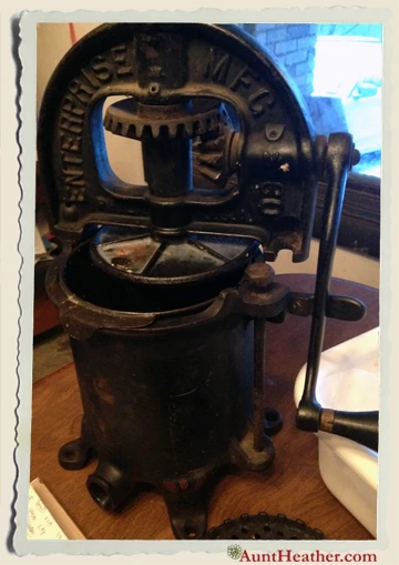 Lard-Press-Aunt-Heather-Piper