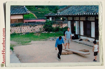Traditional-Korean-house-2002-Aunt-Heather-Piper