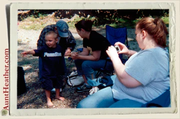 Kyle-fishing-with-Aunt-Nikki-&-Aunt-Heather-Piper-2005