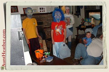 Ferry-Kids-Trick-or-Treating-11-2003-Aunt-Heather-Piper