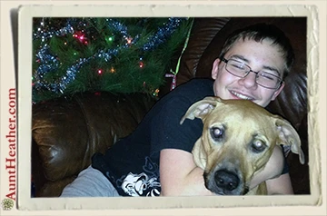 Kyle-hugging-Avery-12-24-14-Aunt-Heather